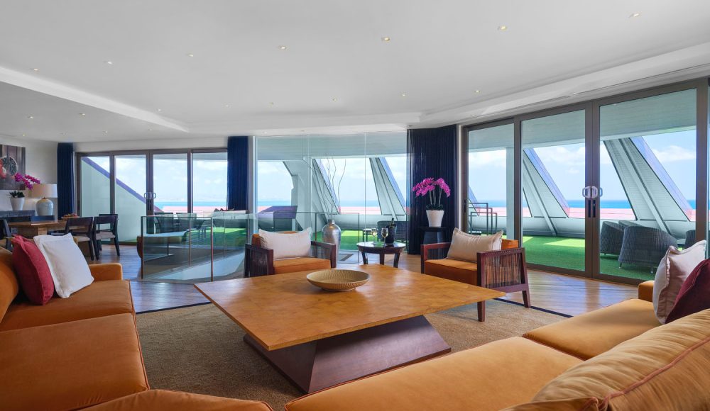 double-six-luxury-hotel-seminyak-66-penthouse-1