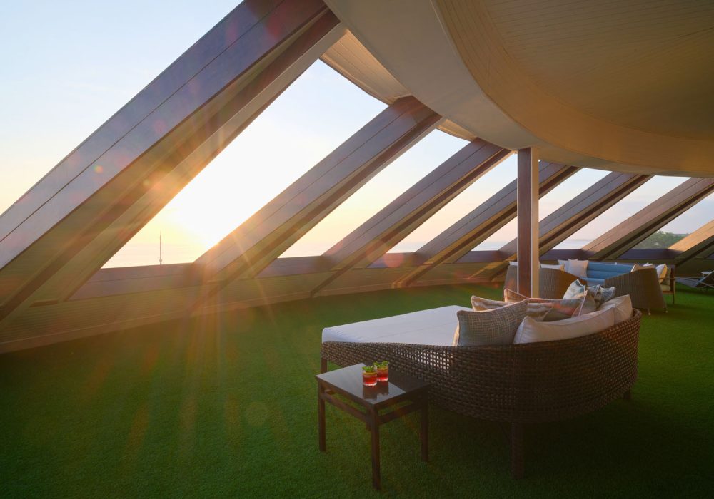 double-six-luxury-hotel-seminyak-66-penthouse-11