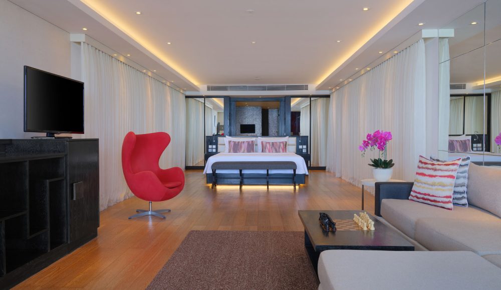 double-six-luxury-hotel-seminyak-leisure-suite-1
