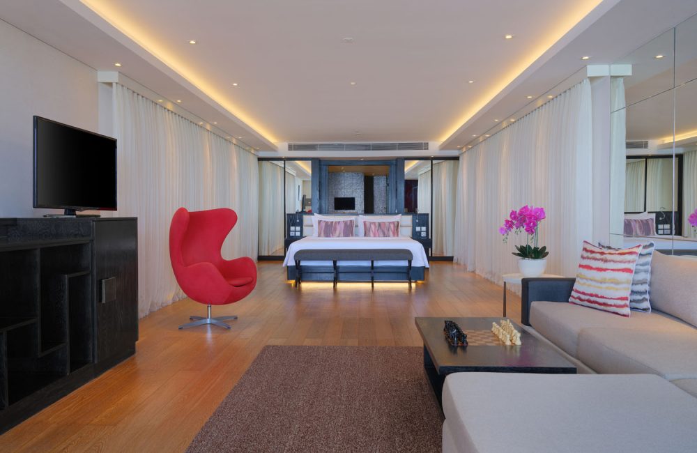 double-six-luxury-hotel-seminyak-leisure-suite-1