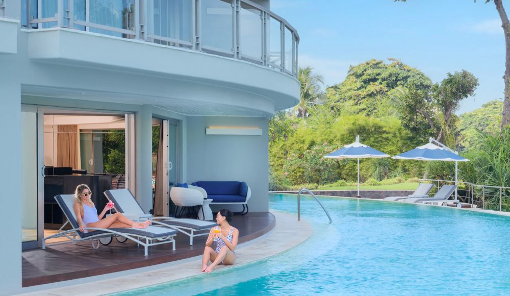 double-six-luxury-hotel-seminyak-premium-suite-pool-access-1