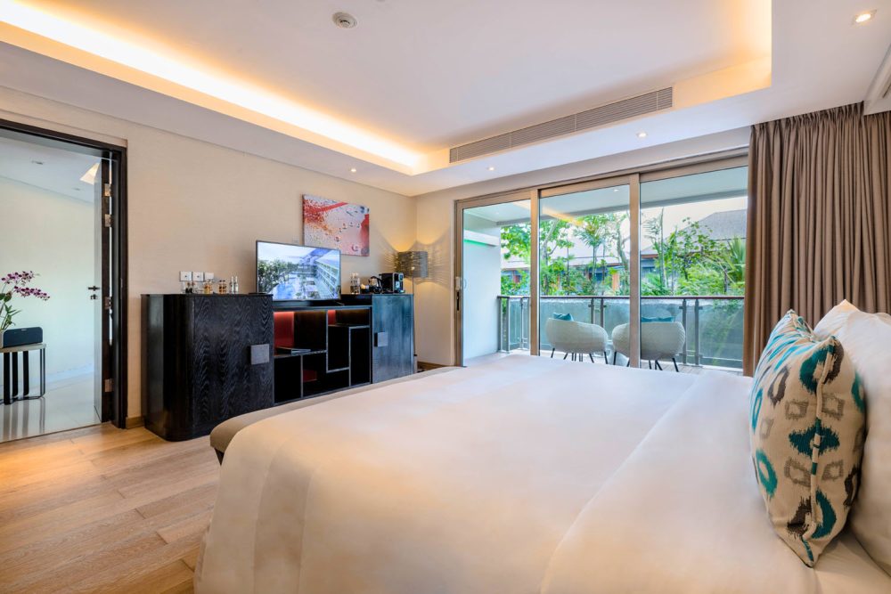double-six-luxury-hotel-seminyak-two-bedroom-leisure-suite-1