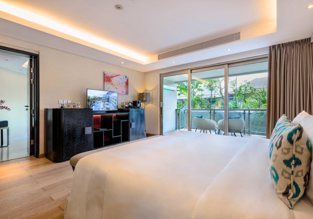 double-six-luxury-hotel-seminyak-two-bedroom-leisure-suite-1
