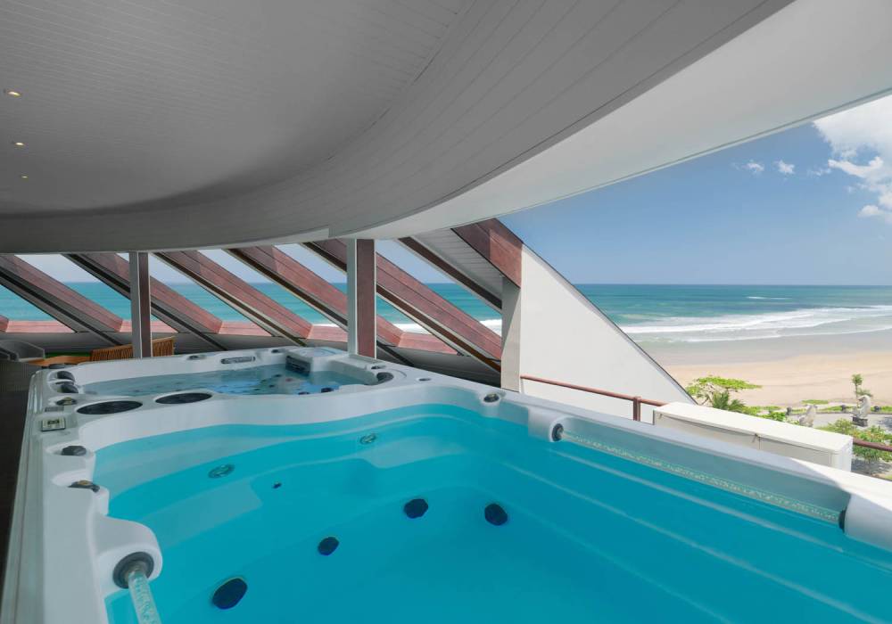 penthouse jacuzzi